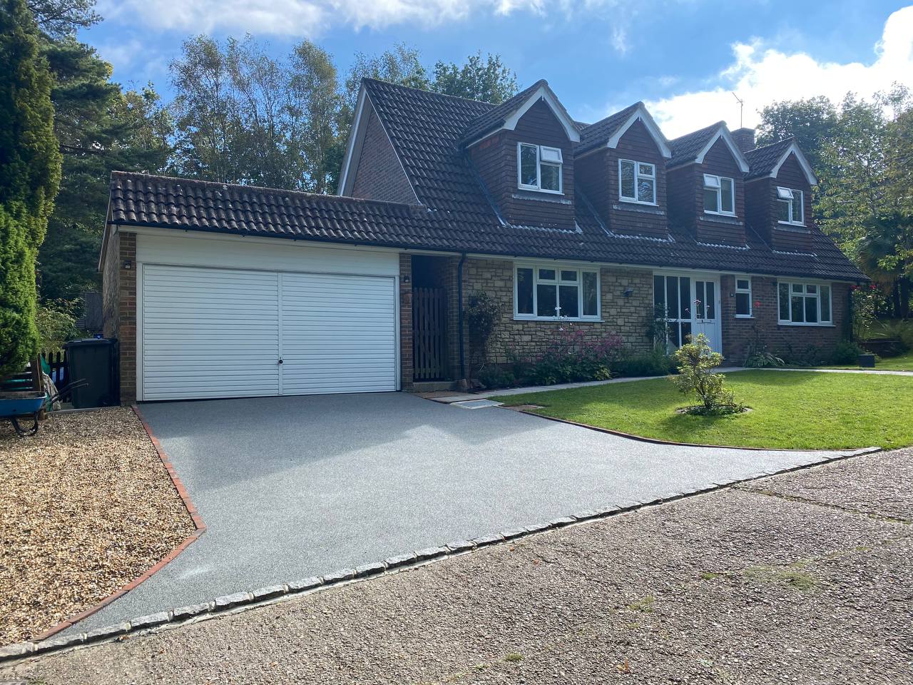 This is a photo of a resin driveway installed in Birmingham by Birmingham Resin Driveways