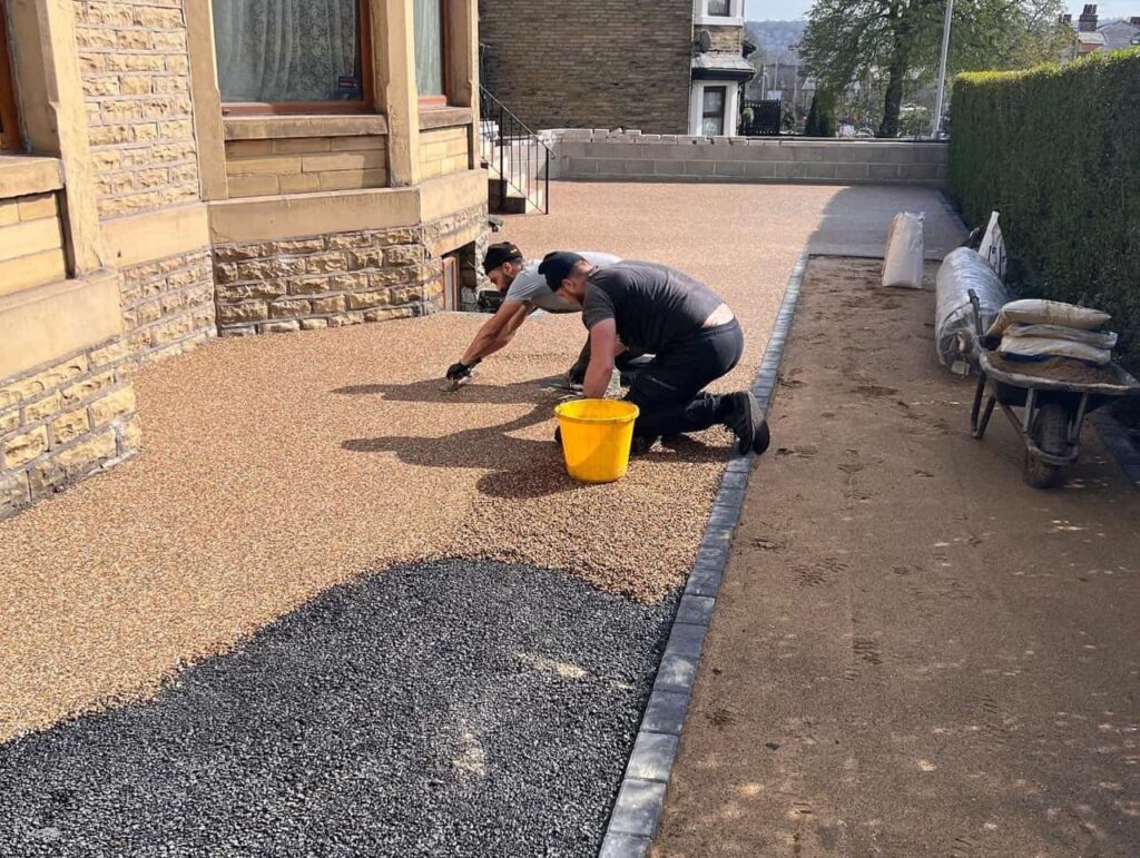 This is a photo of a resin patio installed in Birmingham by Birmingham Resin Driveways